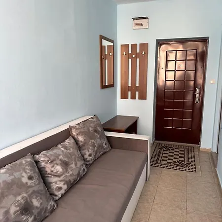 Lilya Apartment